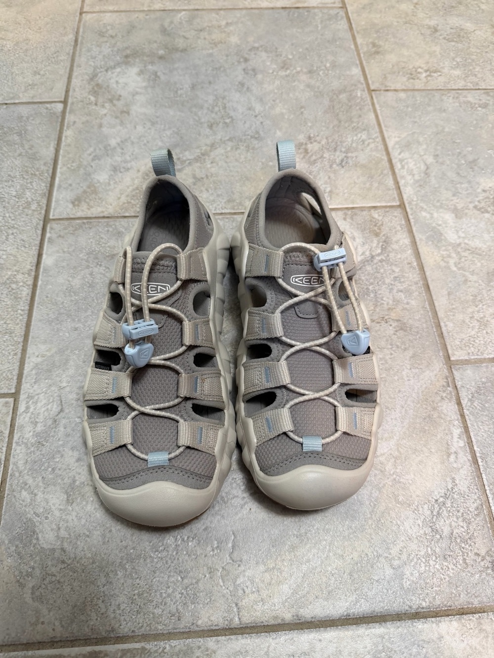 Keen Hyperport H2 Sandal in Light Grey - Picture 3 of 10